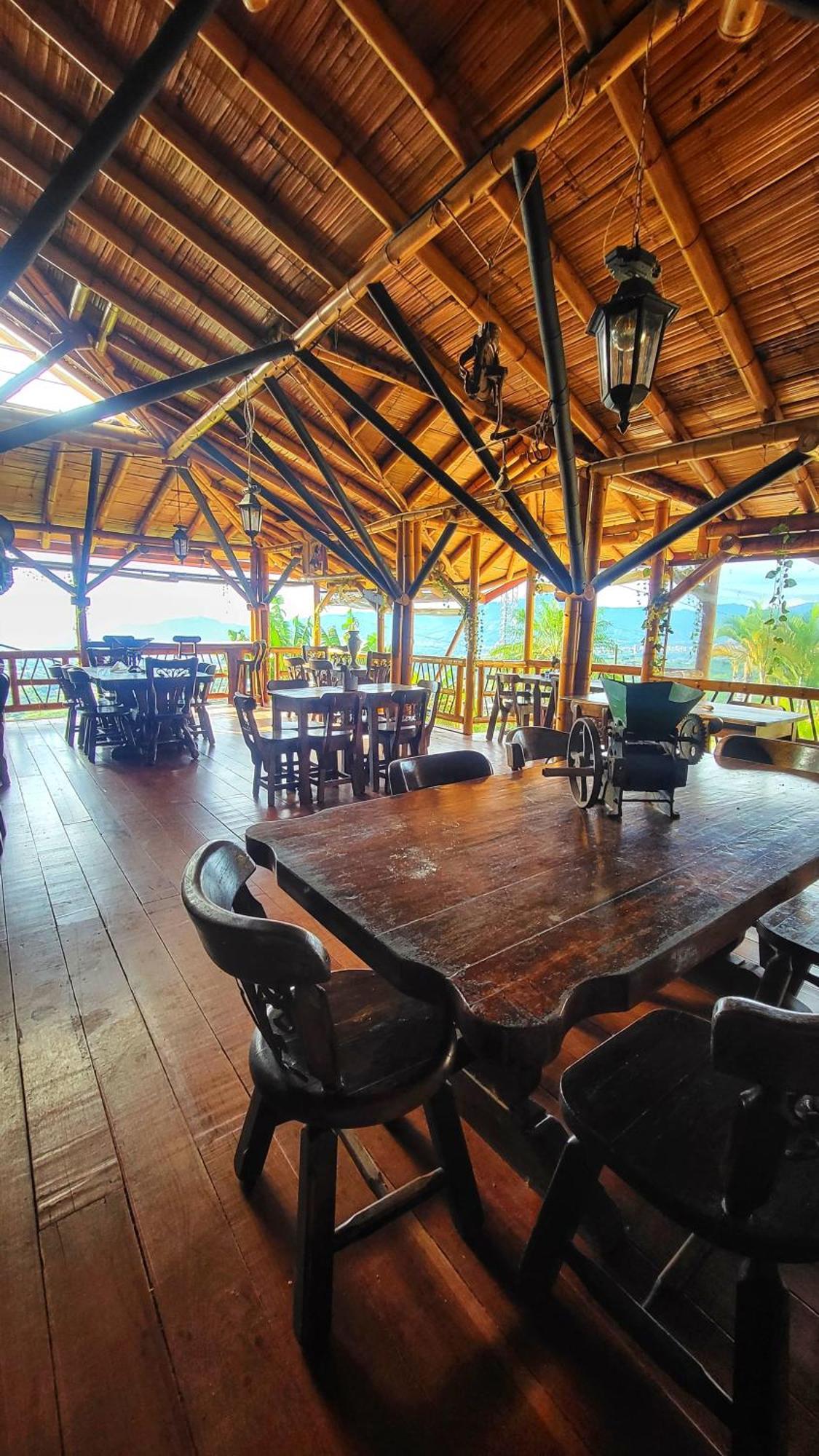 Hotel Eco La Selecta Pereira Altagracia